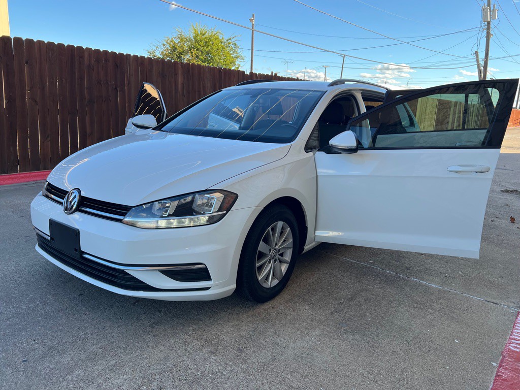 2019 Volkswagen Golf Image 7