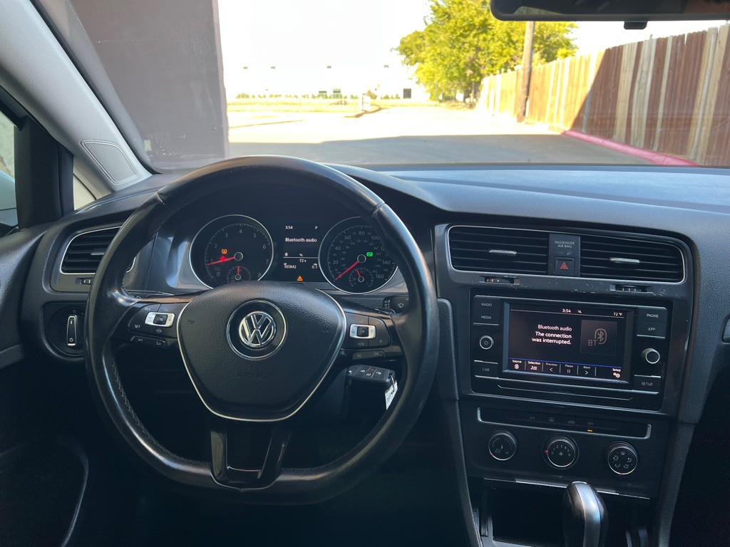 2019 Volkswagen Golf Image 13
