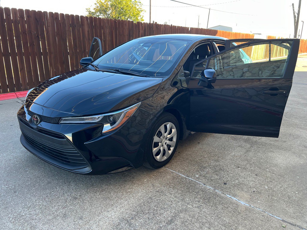 2025 Toyota Corolla Image 8