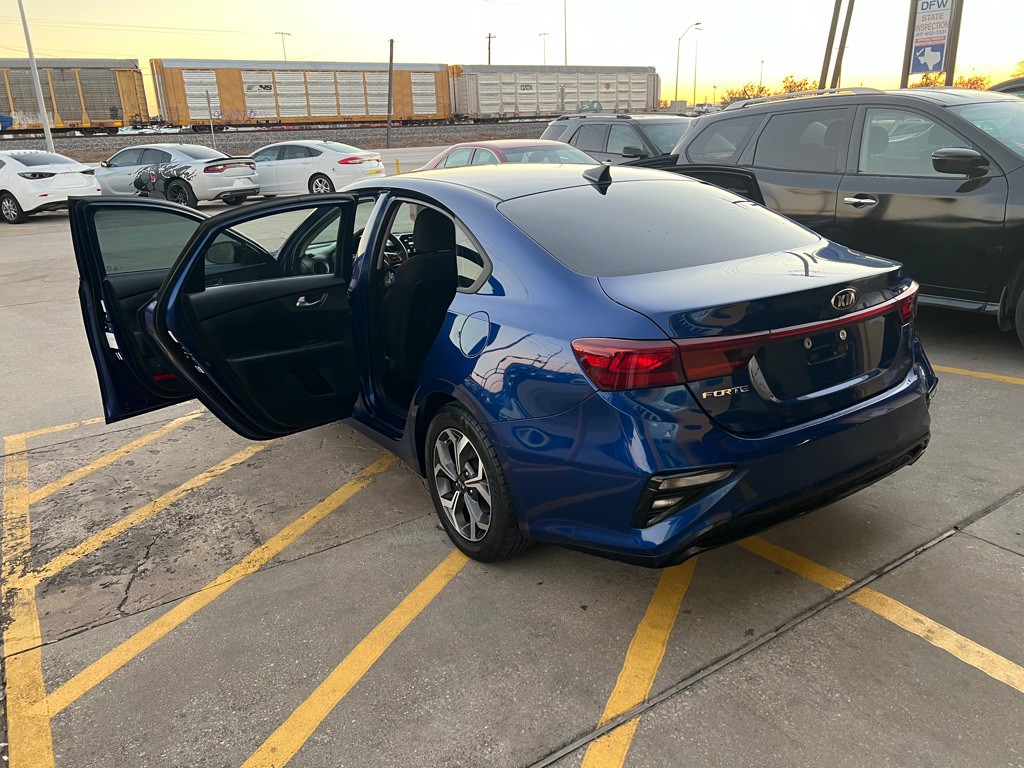 2019 Kia Forte Image 9