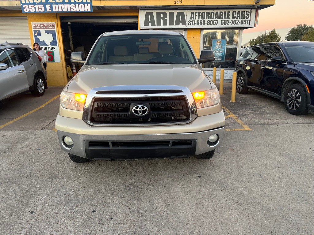 2010 Toyota Tundra Image 2