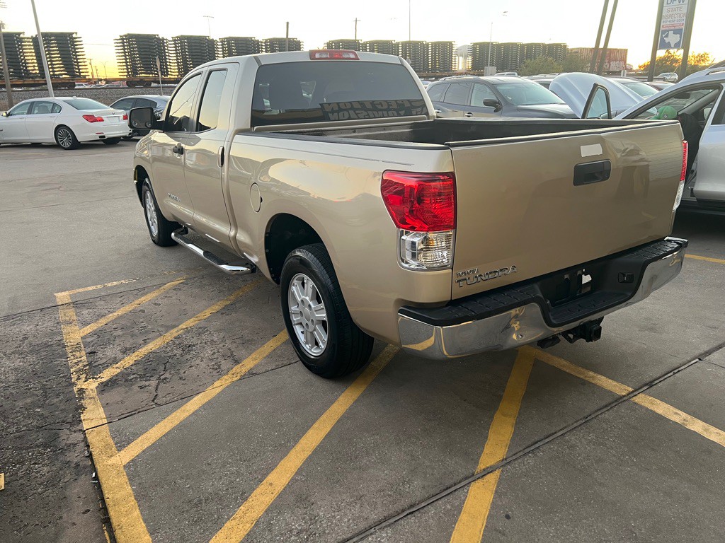 2010 Toyota Tundra Image 4