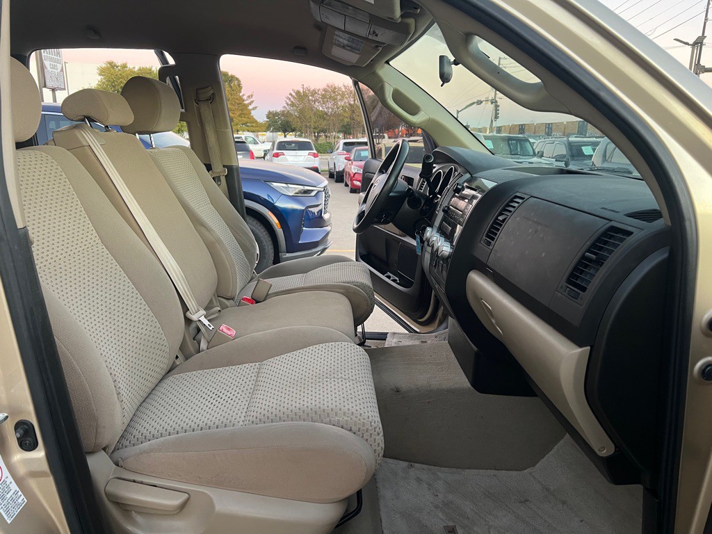 2010 Toyota Tundra Image 13