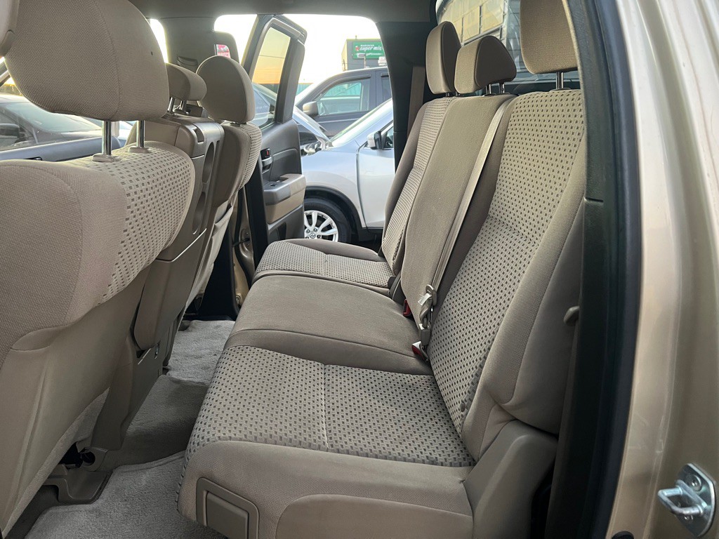 2010 Toyota Tundra Image 14