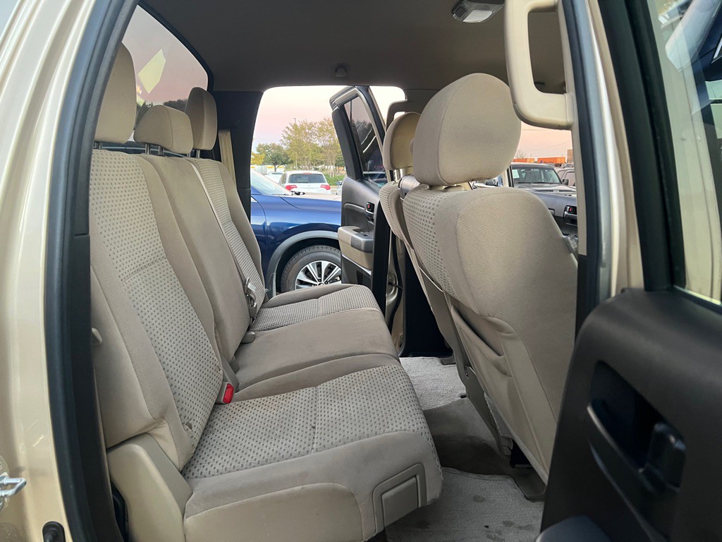 2010 Toyota Tundra Image 15