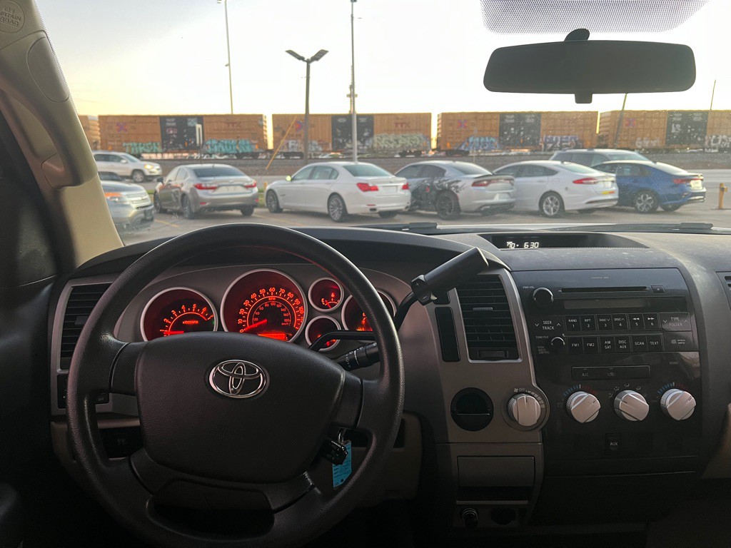 2010 Toyota Tundra Image 16