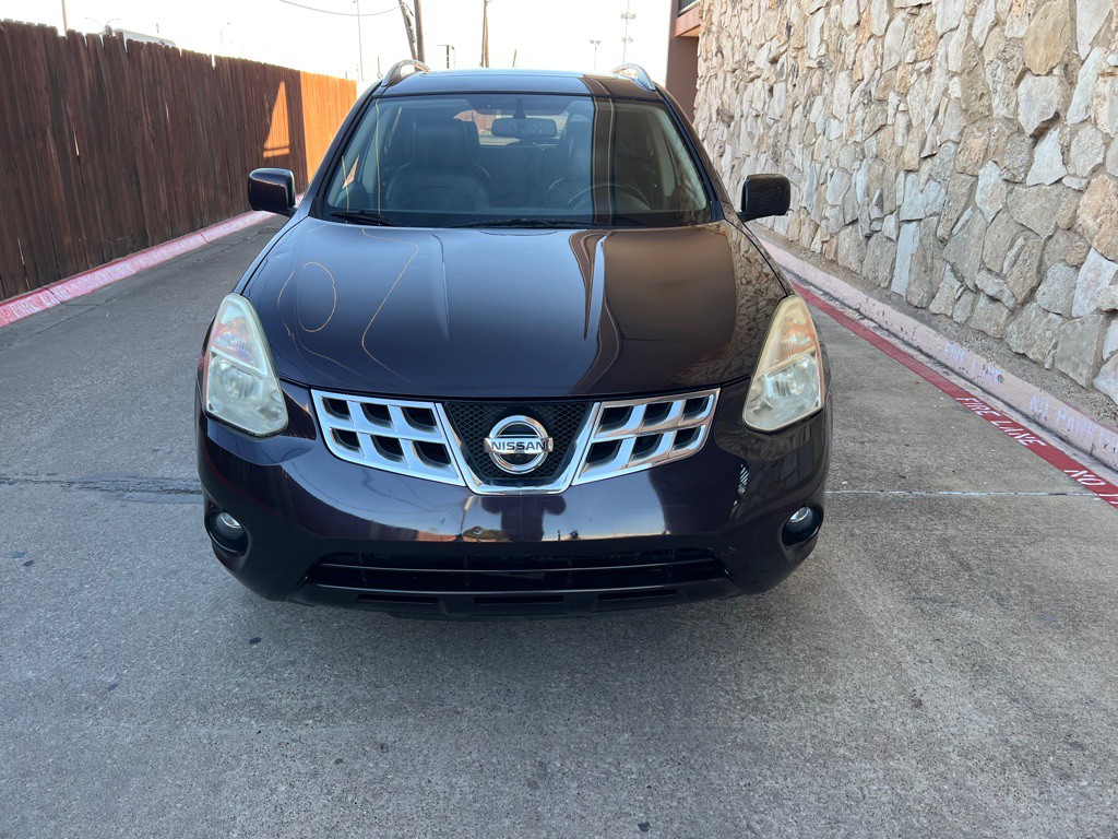 2013 Nissan Rogue Image 2