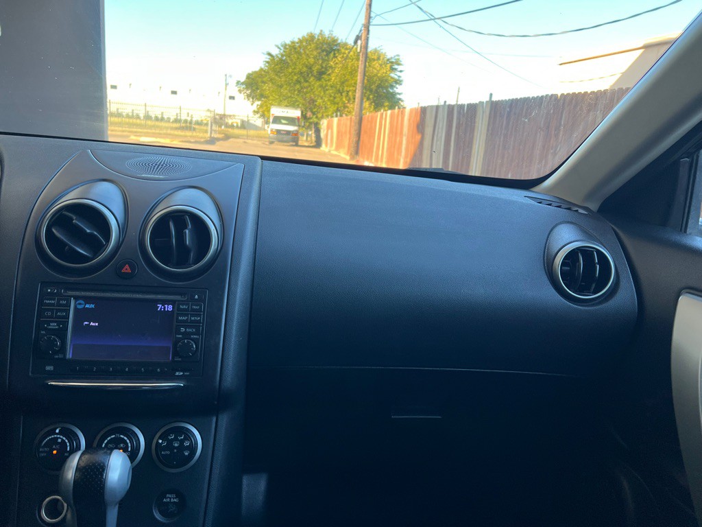 2013 Nissan Rogue Image 17