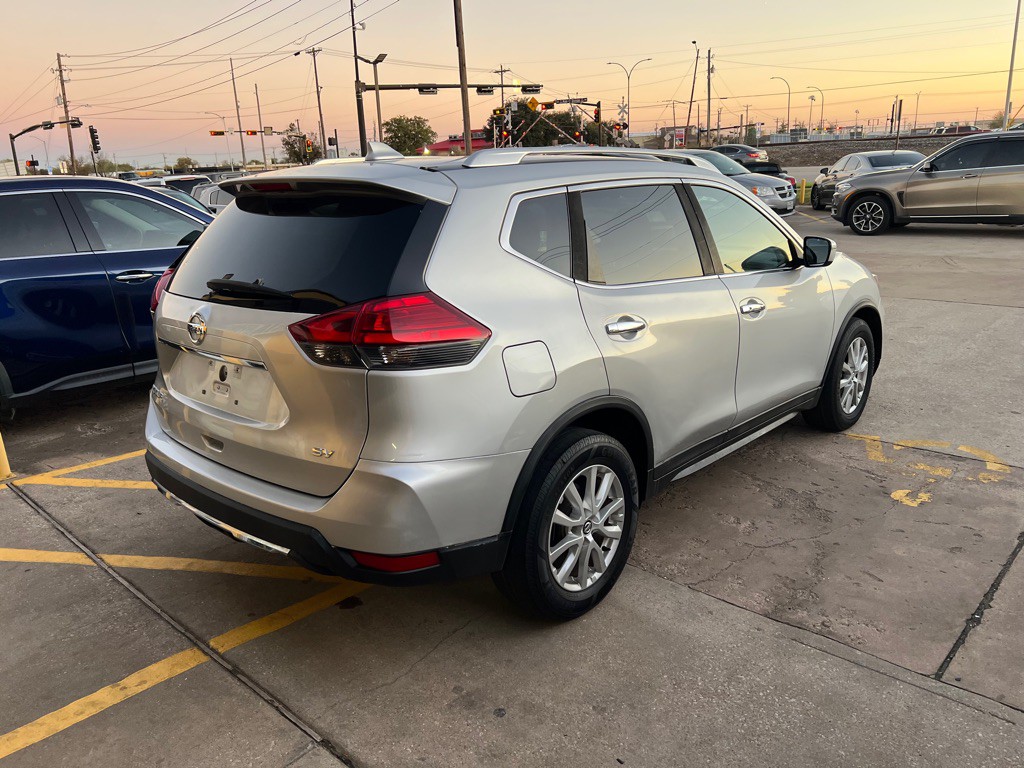 2017 Nissan Rogue Image 5