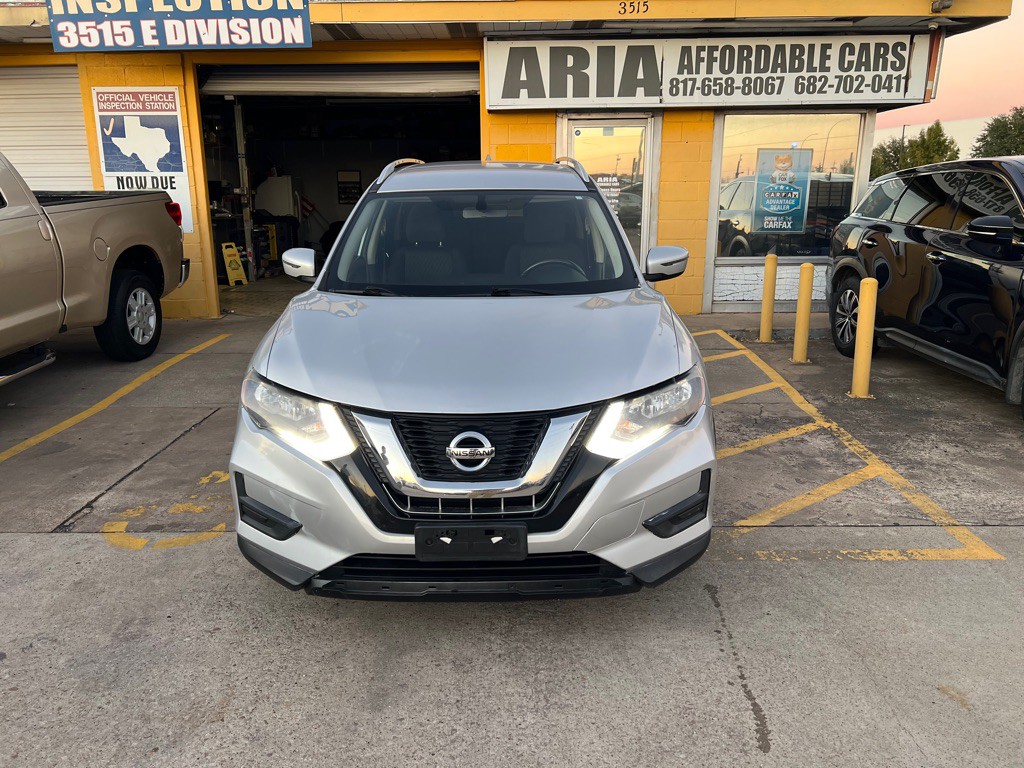 2017 Nissan Rogue Image 3