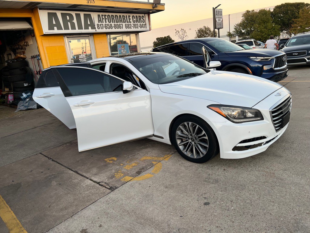 2015 Hyundai Genesis Image 6