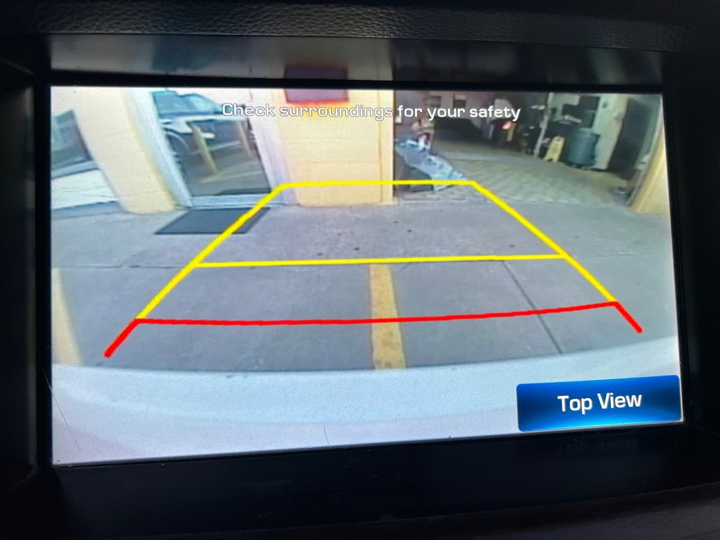 2015 Hyundai Genesis Image 18