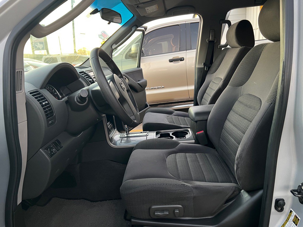 2006 Nissan Pathfinder Image 12
