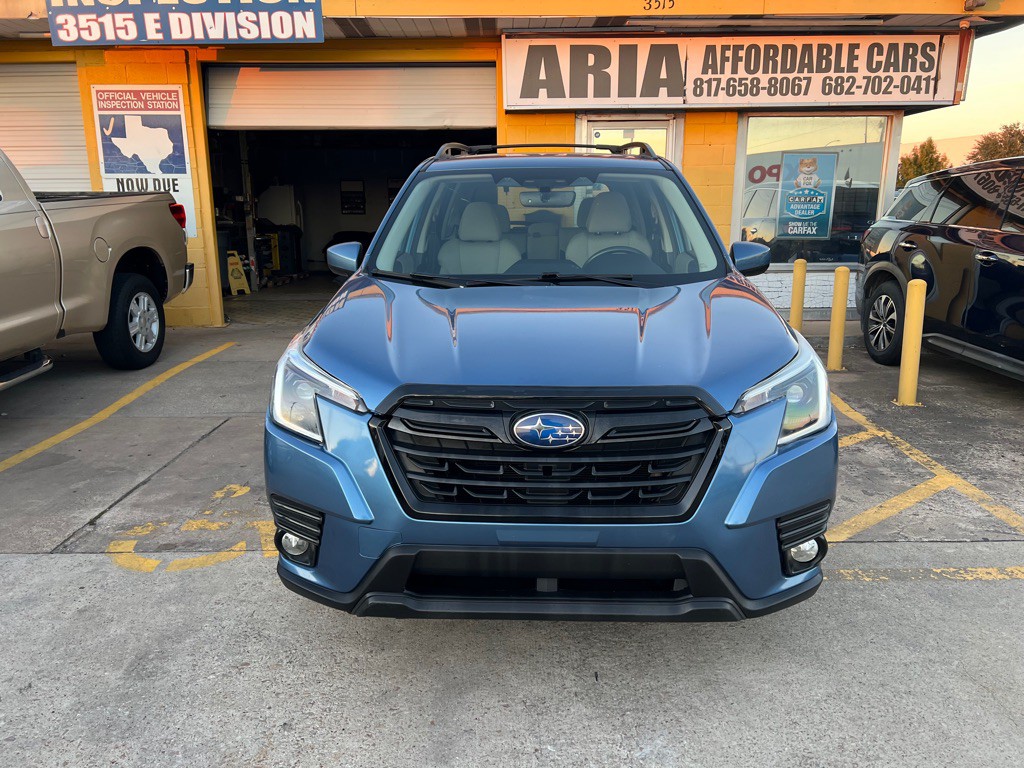 2022 Subaru Forester Image 2