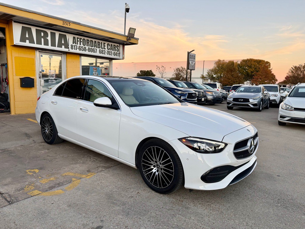 2022 Mercedes-Benz C-Class Image 1