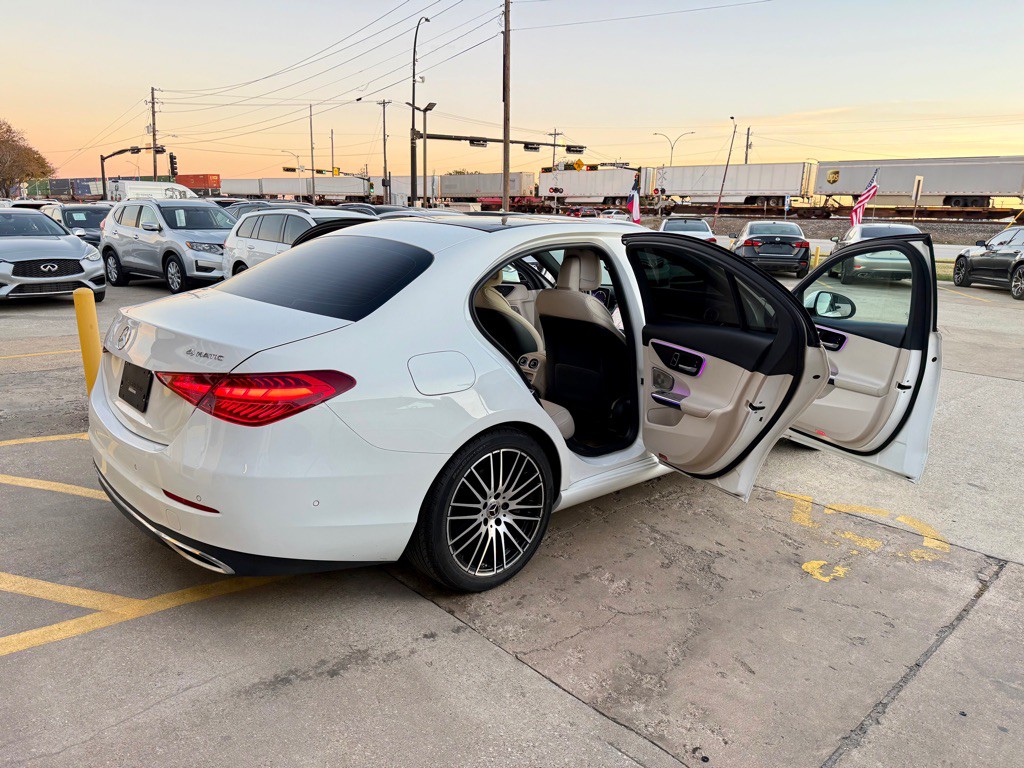 2022 Mercedes-Benz C-Class Image 12