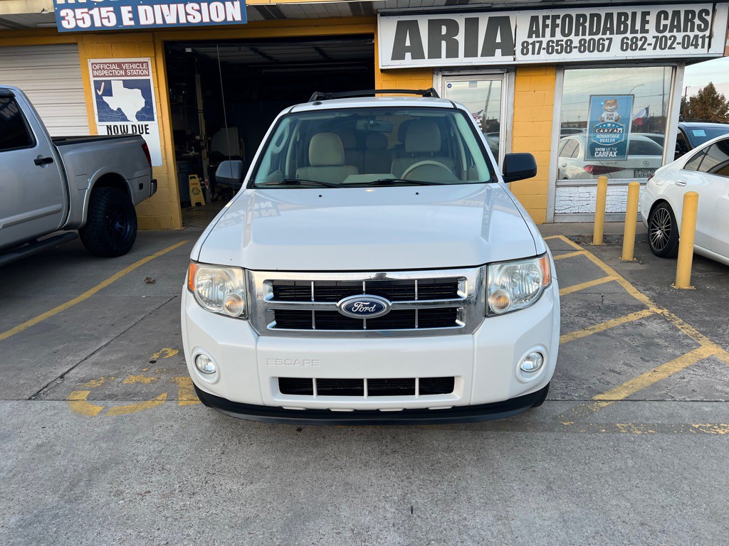 2011 Ford Escape Image 2