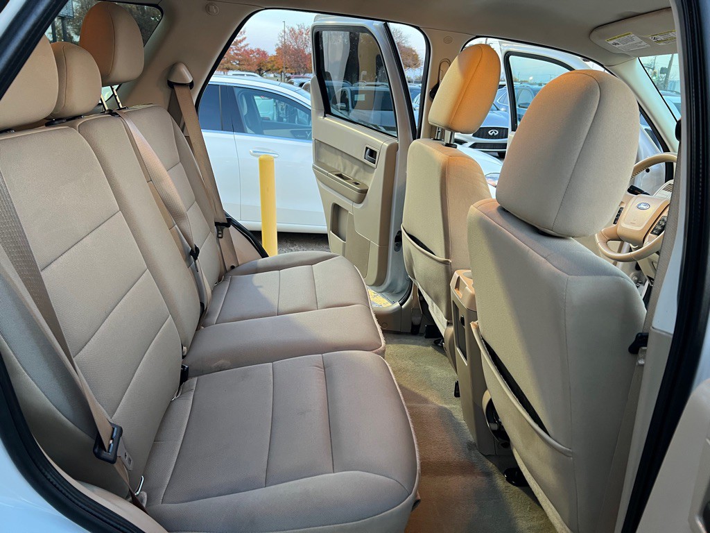 2011 Ford Escape Image 15