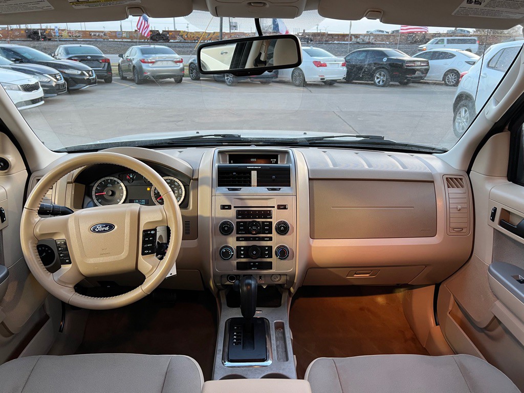 2011 Ford Escape Image 18