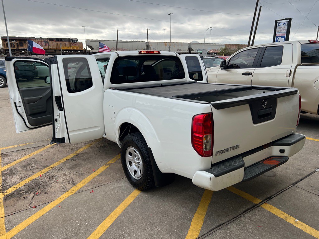 2019 Nissan Frontier Image 9