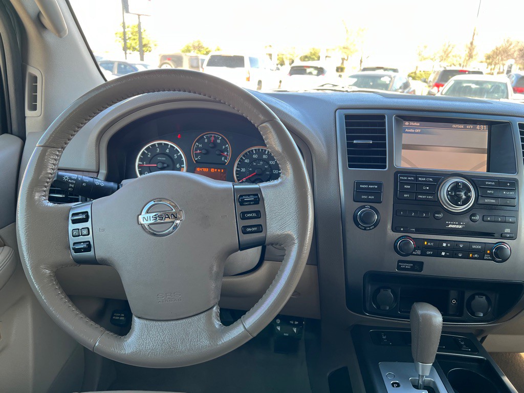 2012 Nissan Armada Image 21