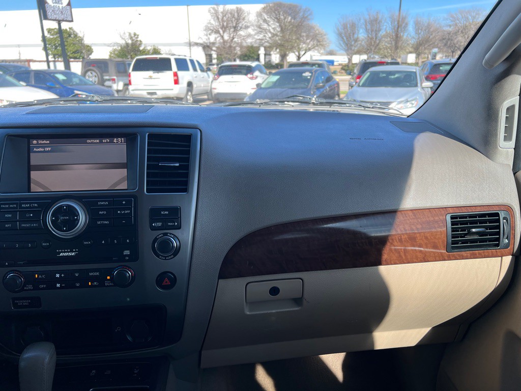 2012 Nissan Armada Image 22