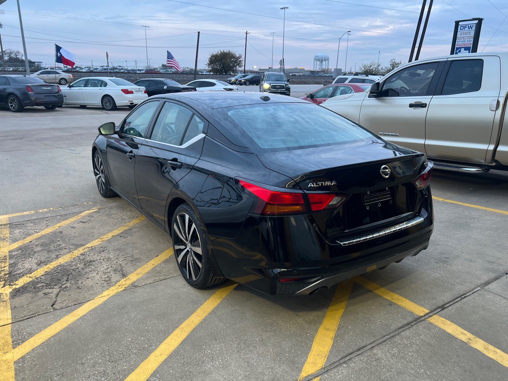 2020 Nissan Altima Image 4