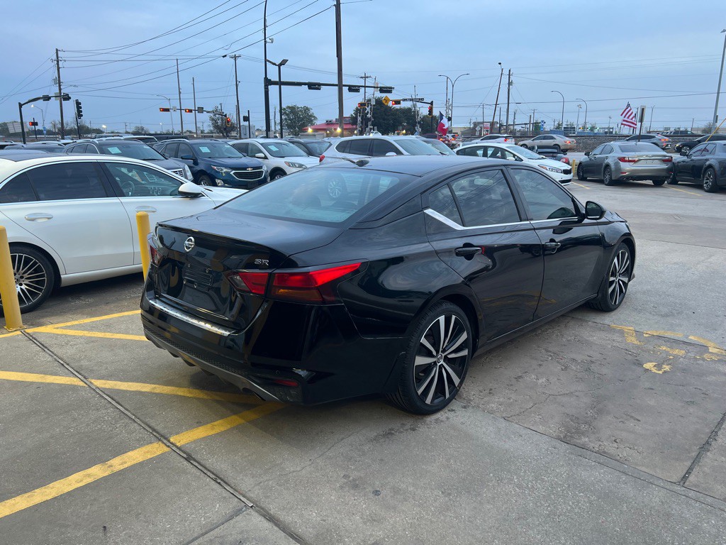 2020 Nissan Altima Image 5