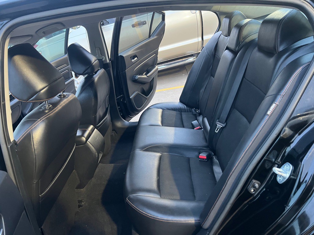 2020 Nissan Altima Image 13