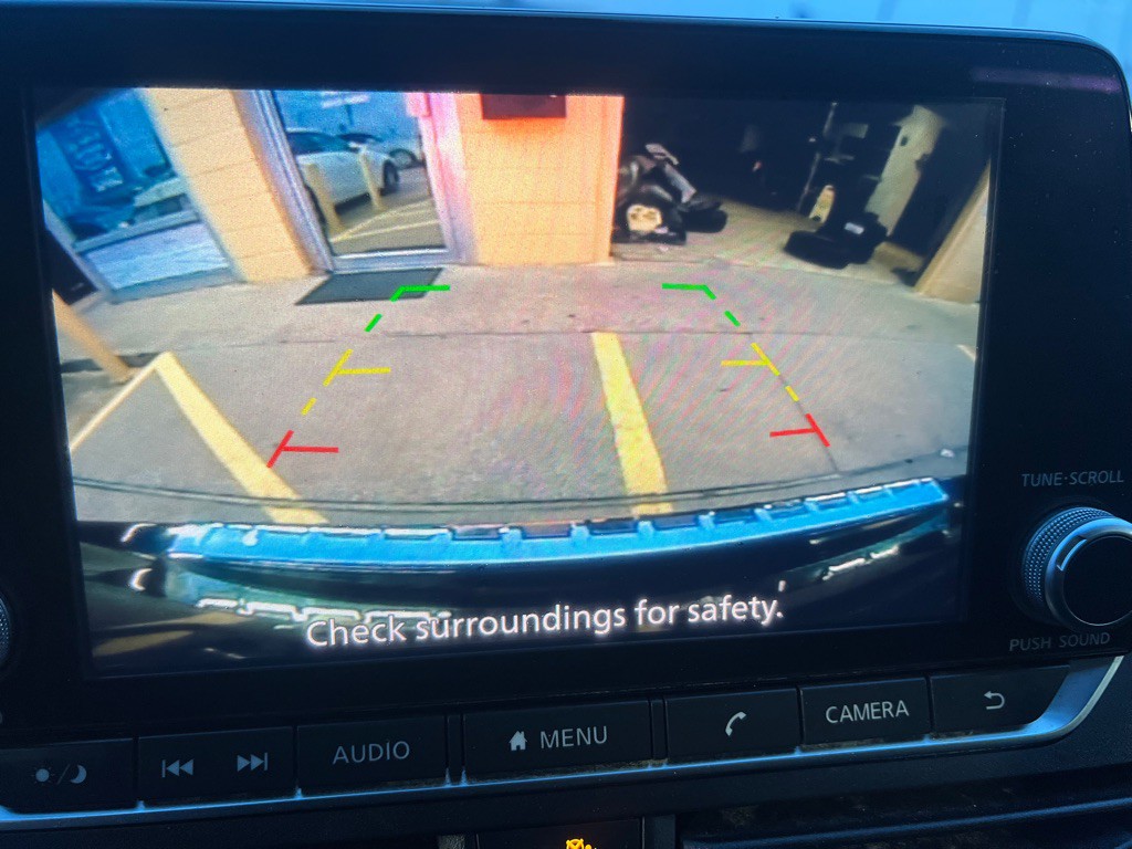 2020 Nissan Altima Image 18