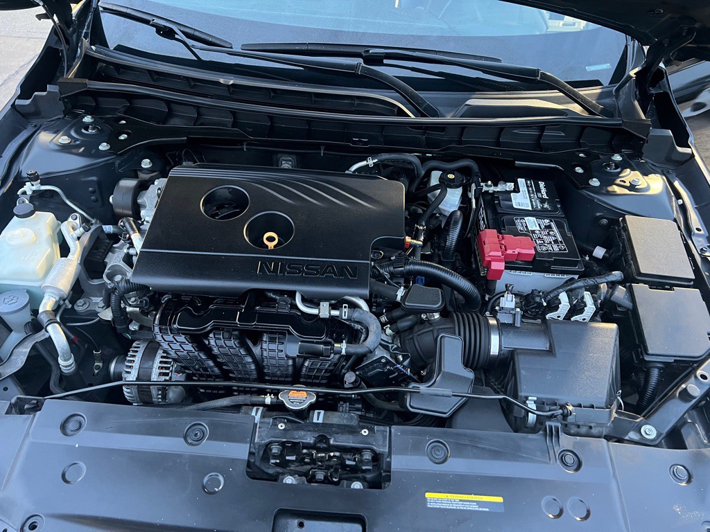 2020 Nissan Altima Image 21