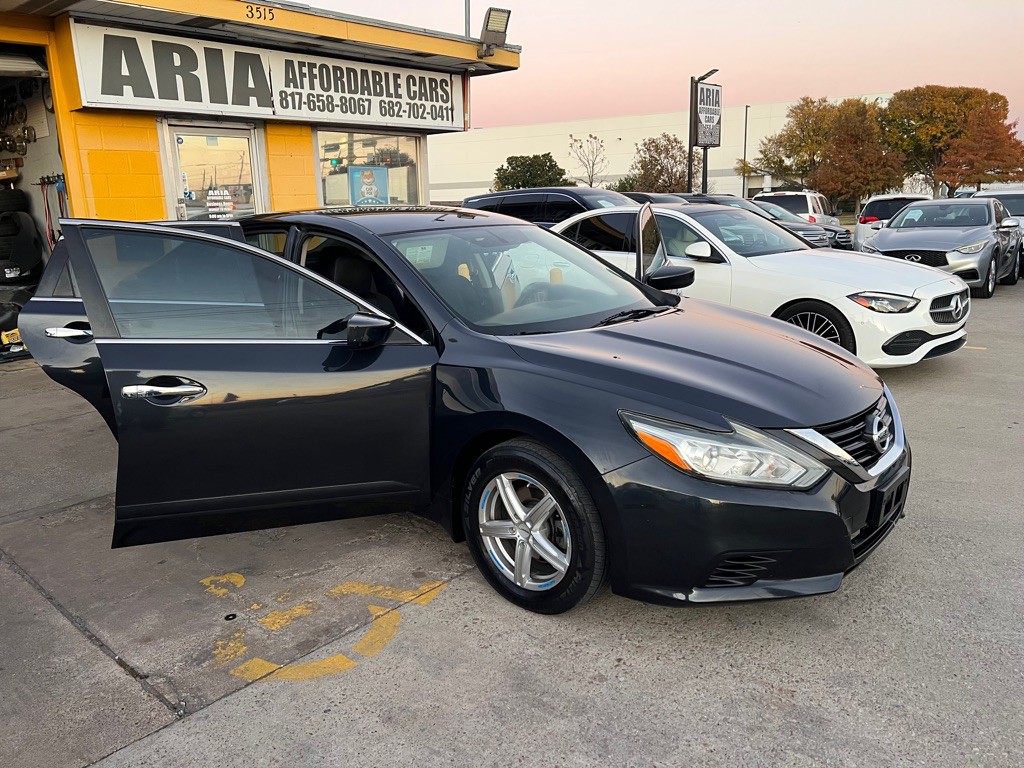 2018 Nissan Altima Image 6