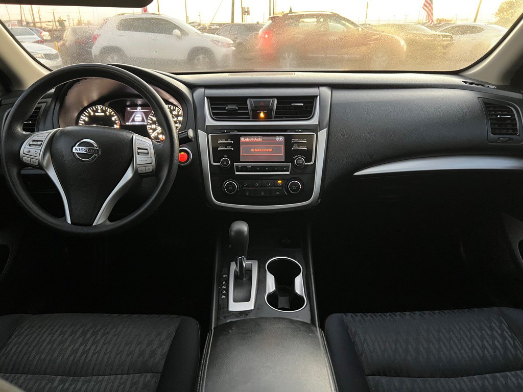 2018 Nissan Altima Image 17
