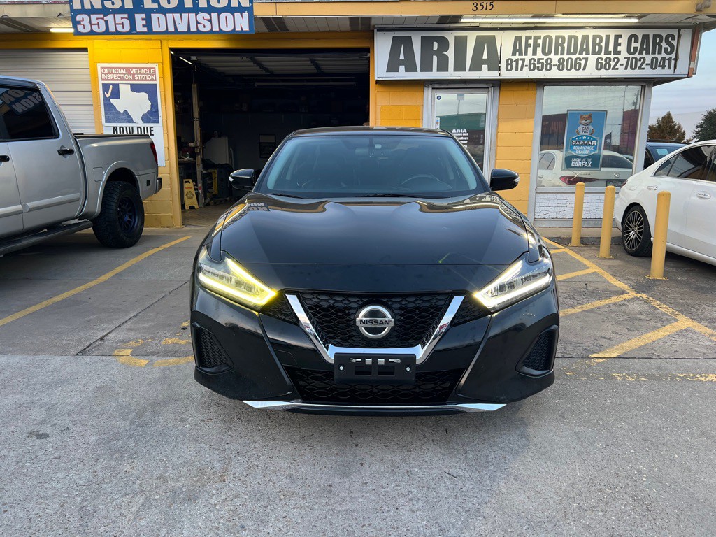 2019 Nissan Maxima Image 2