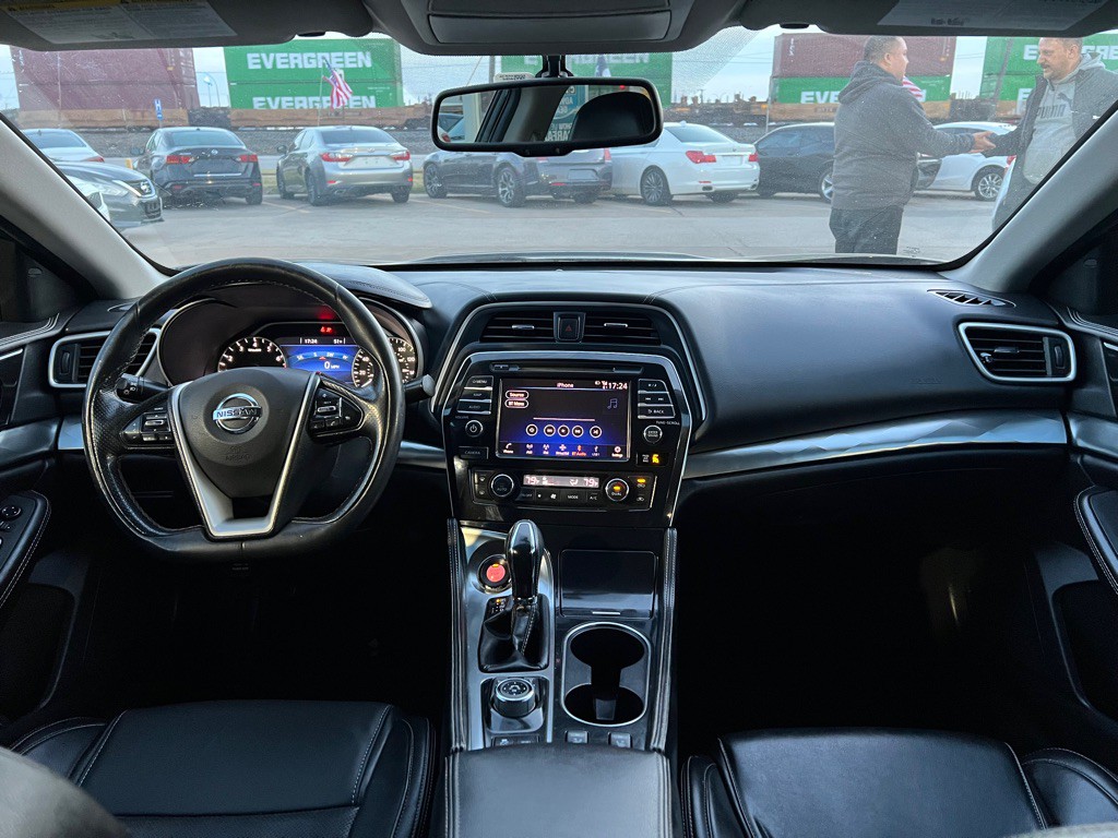 2019 Nissan Maxima Image 18