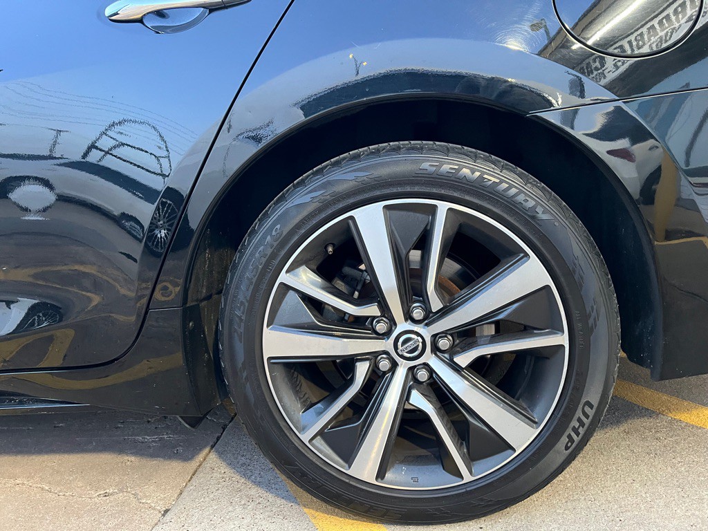 2019 Nissan Maxima Image 20