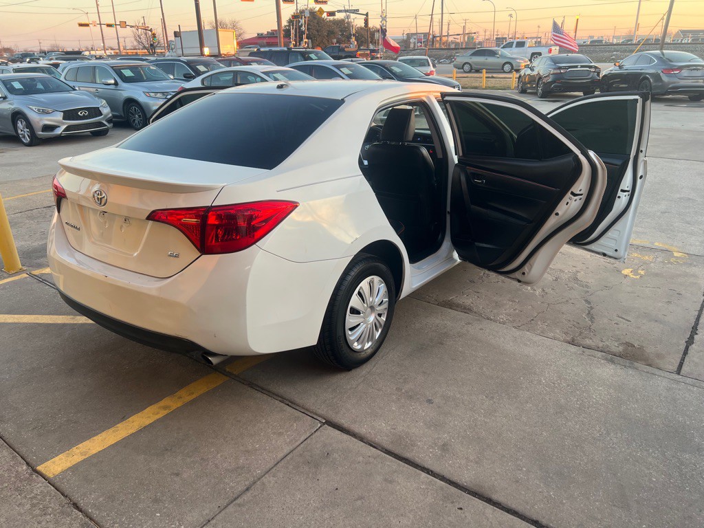 2018 Toyota Corolla Image 10