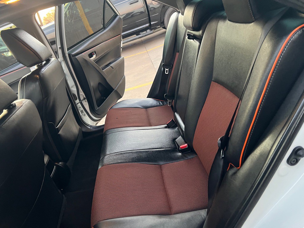 2018 Toyota Corolla Image 13