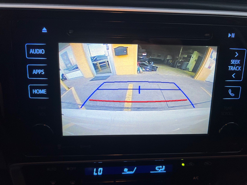 2018 Toyota Corolla Image 18