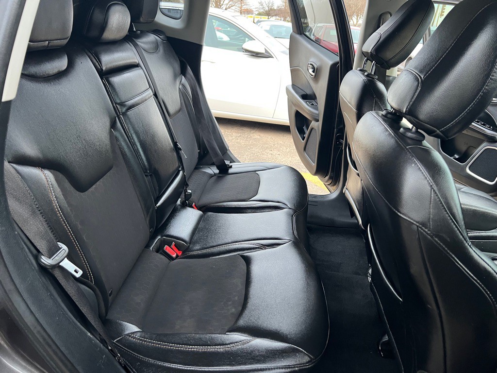 2018 Jeep Compass Image 15