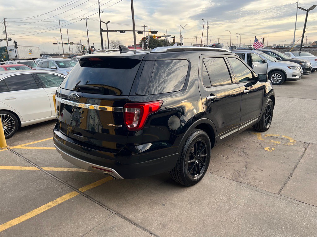 2016 Ford Explorer Image 5