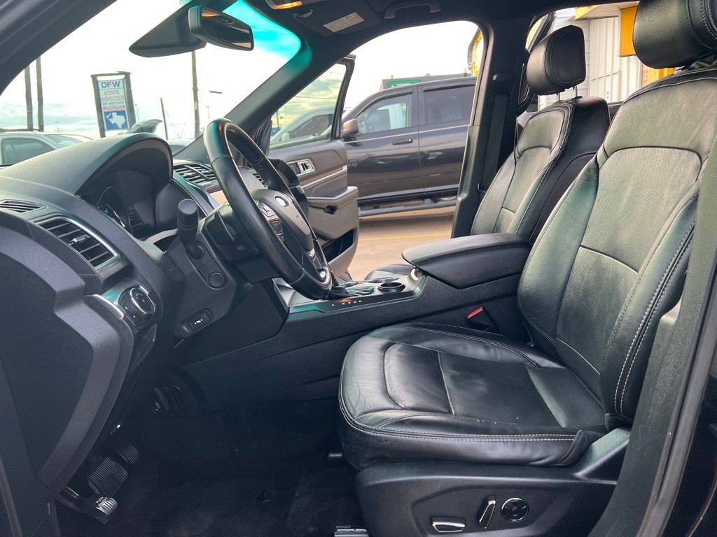 2016 Ford Explorer Image 11