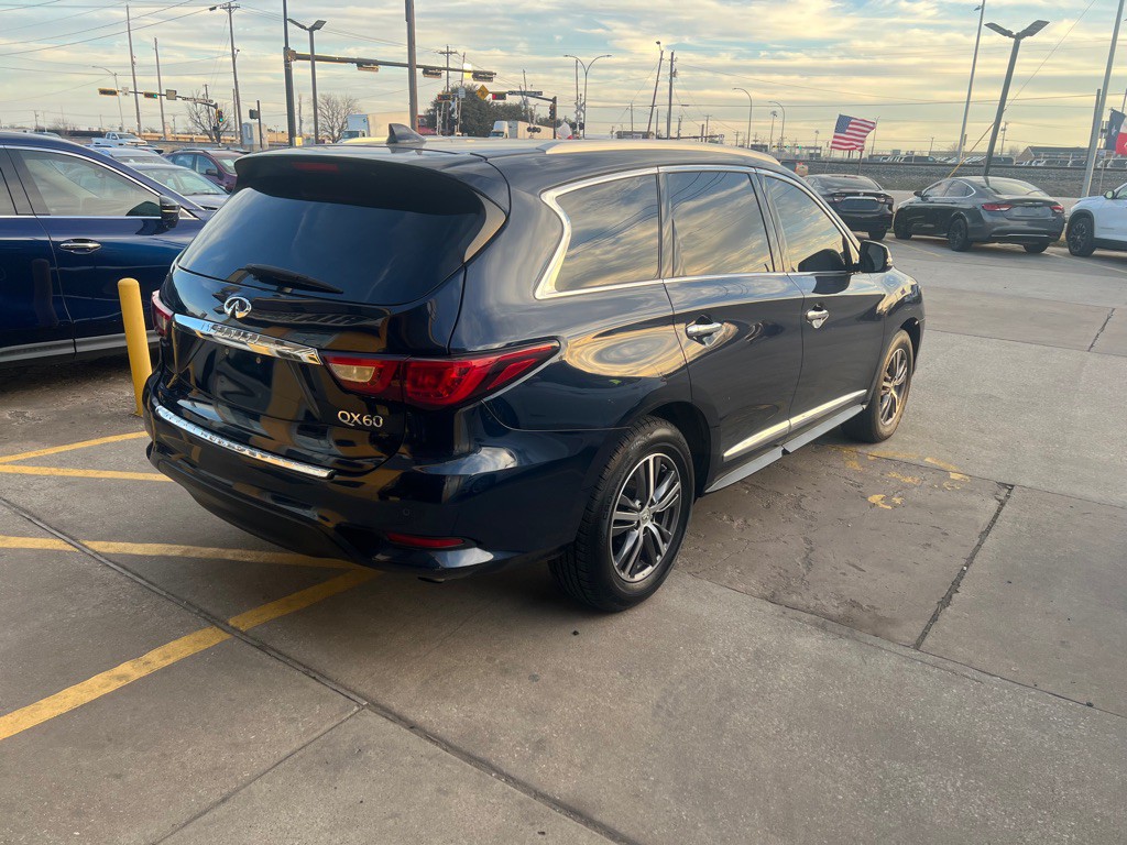 2018 INFINITI QX60 Image 5
