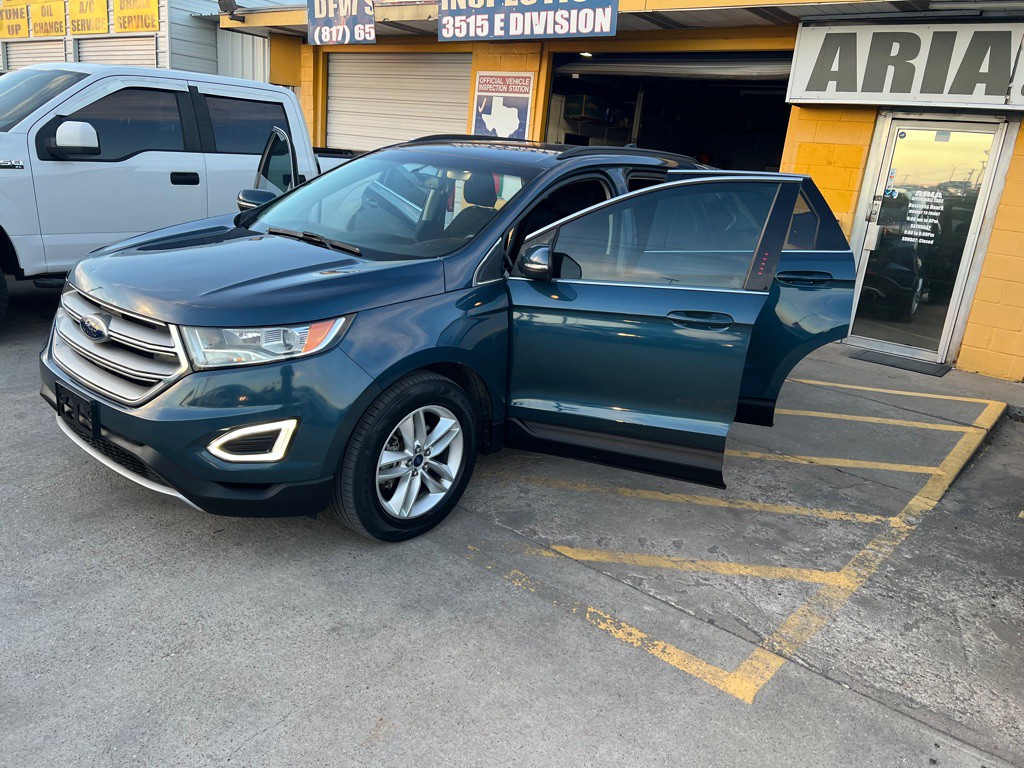 2016 Ford Edge Image 8