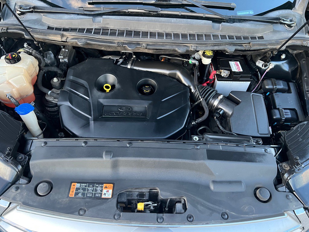 2016 Ford Edge Image 21