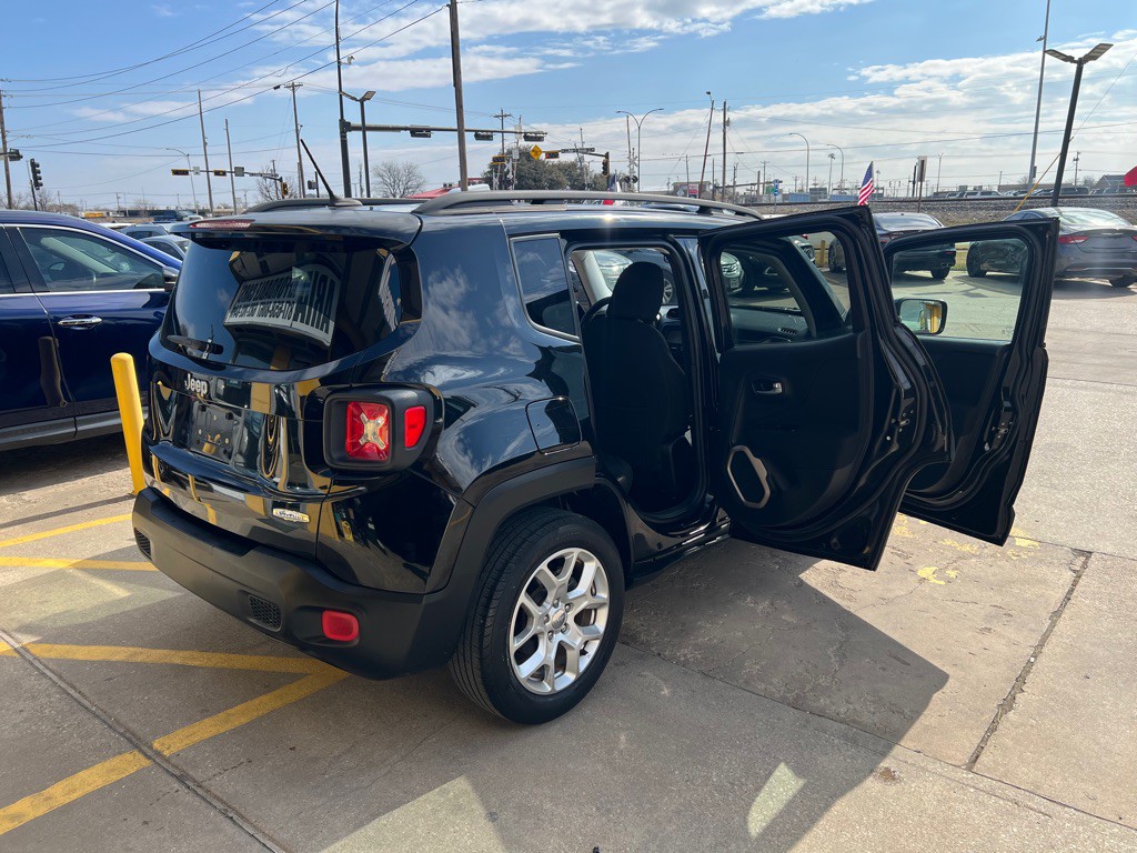 2017 Jeep Renegade Image 10