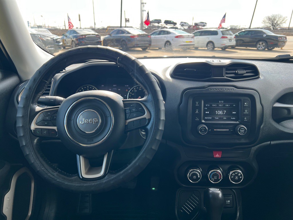2017 Jeep Renegade Image 15