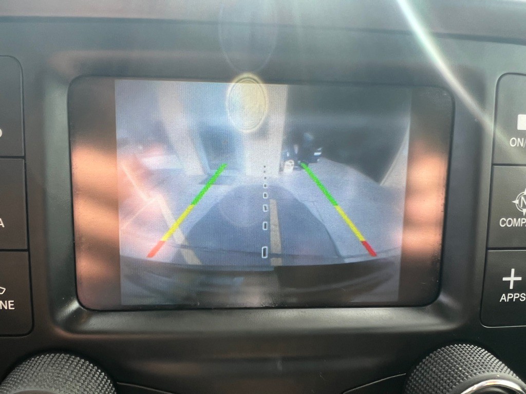 2017 Jeep Renegade Image 18