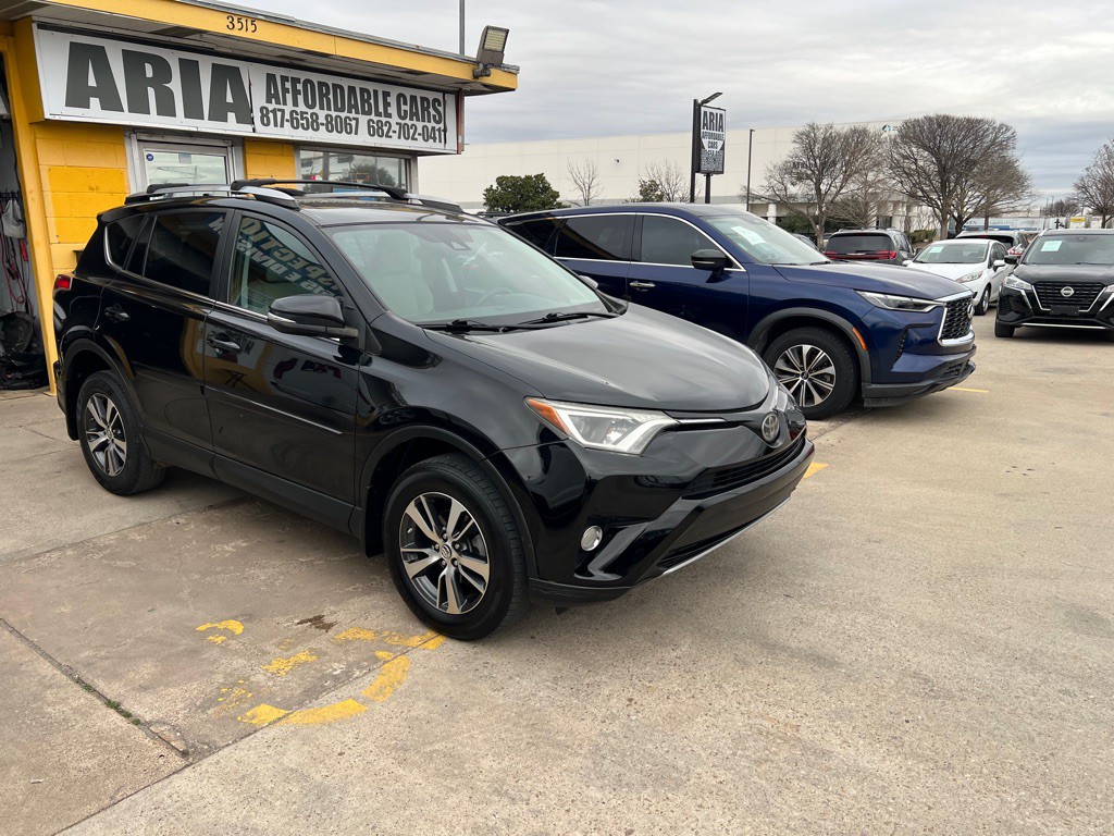 2018 Toyota Rav4 Image 1