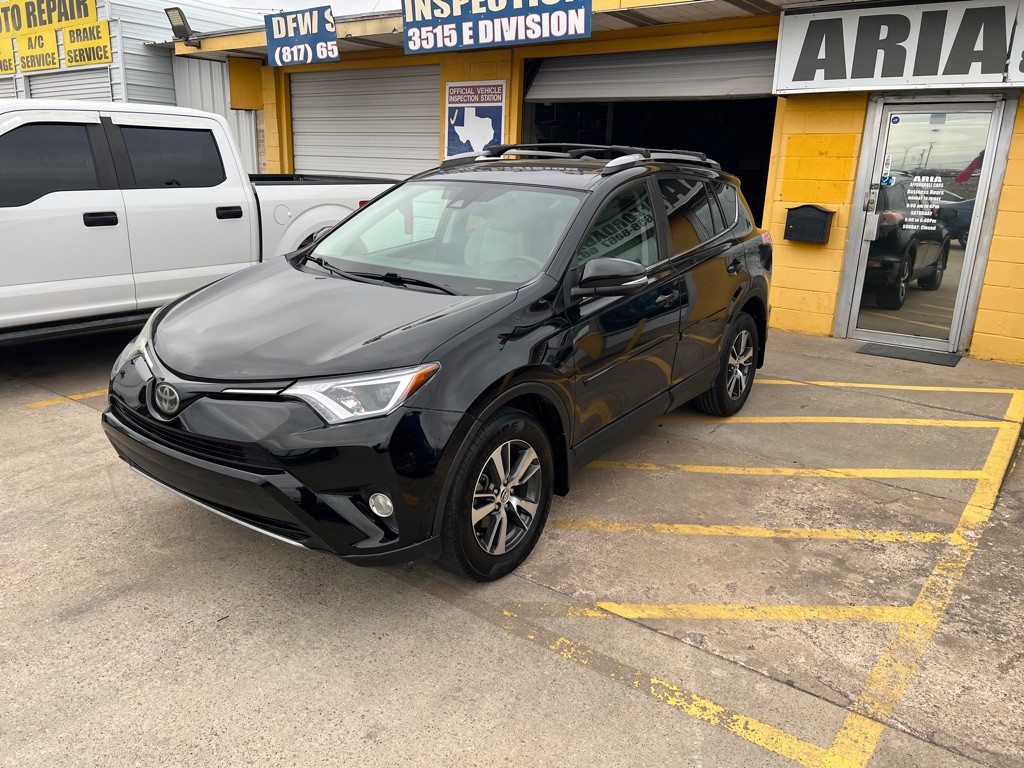 2018 Toyota Rav4 Image 3